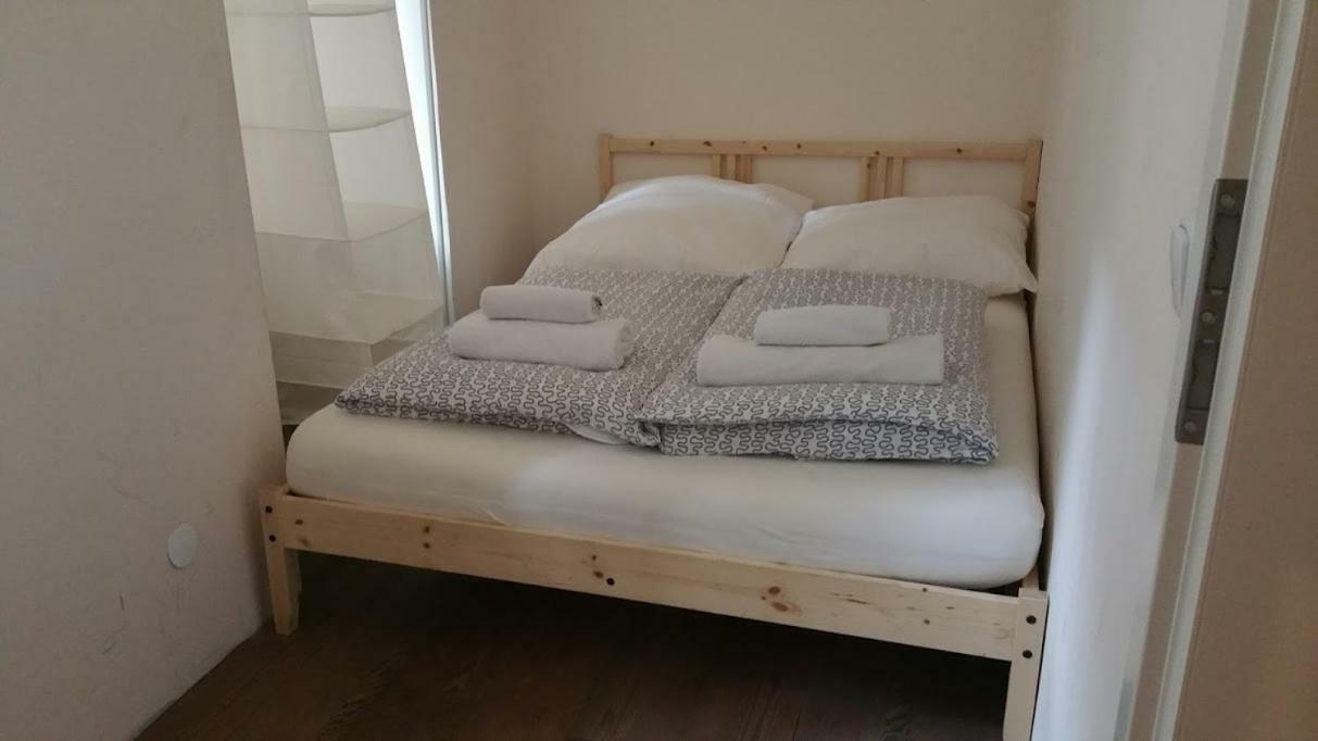 Lodgecity - Private Rooms เบอร์ลิน ภายนอก รูปภาพ